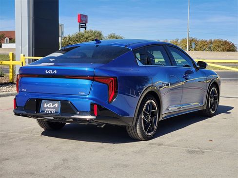 New 2025 Kia K4 GT-Line image 4