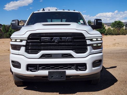New 2026 RAM 3500 Laramie AWD/4WD image 5