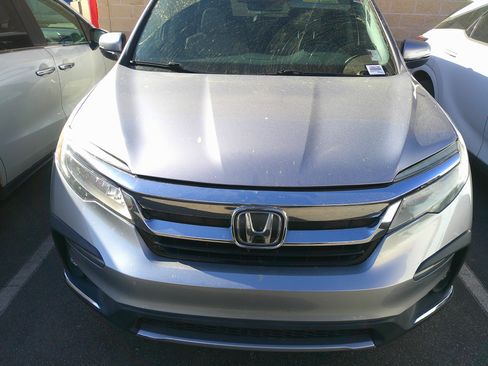 Used 2019 Honda Pilot Touring image 2