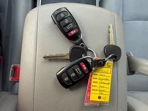 Used 2011 Hyundai Veracruz GLS AWD/4WD image 45