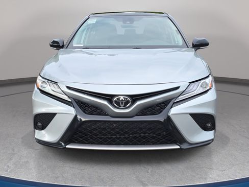 Used 2020 Toyota Camry XSE FWD image 2