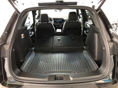 Used 2025 Chevrolet TrailBlazer ACTIV w/ Convenience Package AWD/4WD image 9
