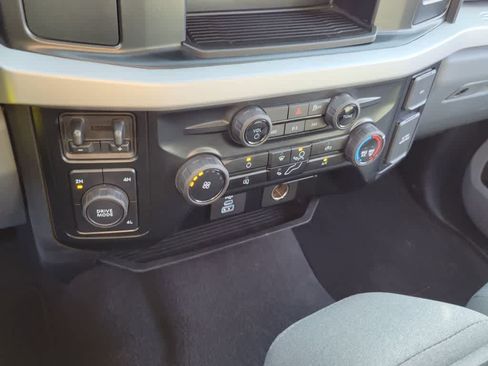 Certified 2025 Ford F250 XLT AWD/4WD image 19
