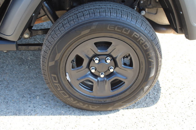 Used 2024 Jeep Gladiator Sport AWD/4WD image 10