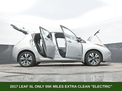 Used 2017 Nissan Leaf SL w/ Premium Package image 67