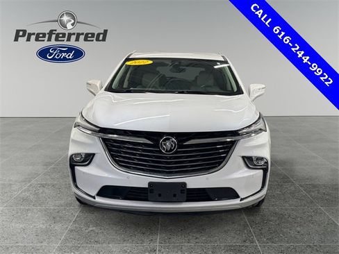 Used 2022 Buick Enclave Essence image 13