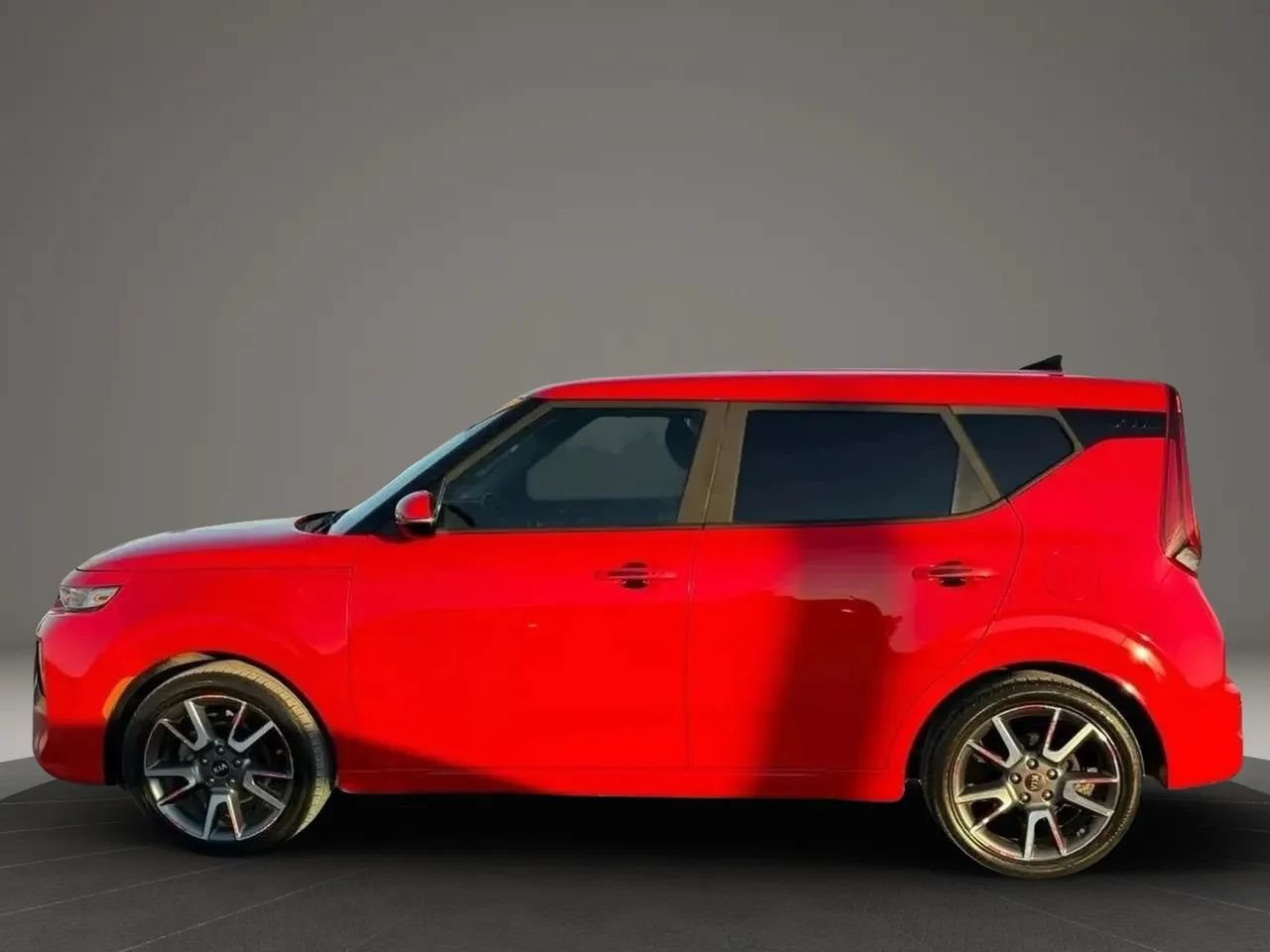 Used 2020 Kia Soul GT-Line w/ GT 2.0L Power Sunroof Package FWD image 10