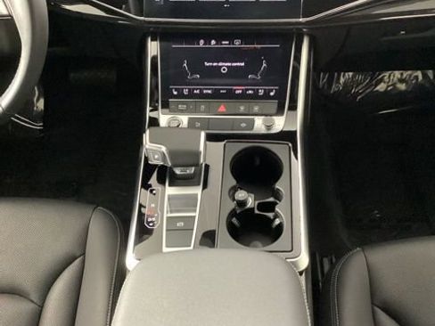 Used 2025 Audi Q7 2.0T Premium Plus w/ Premium Plus Package image 22