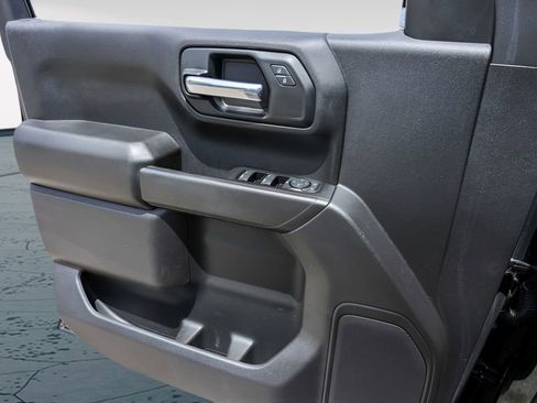 Used 2023 Chevrolet Silverado 1500 Custom AWD/4WD image 23