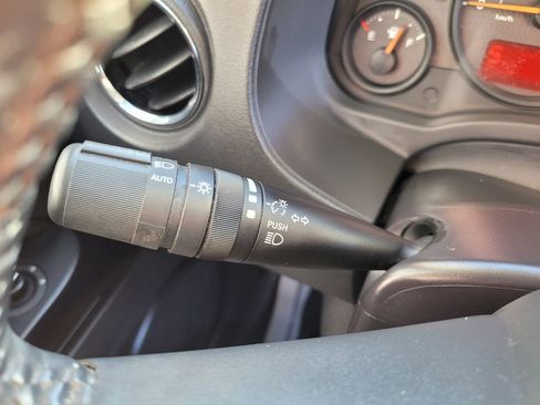 Used 2016 Jeep Patriot 4WD image 22