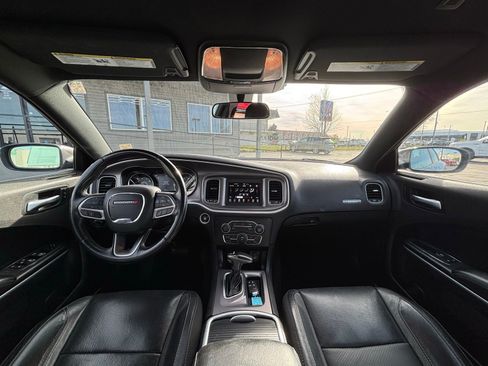 Used 2021 Dodge Charger SXT w/ Leather Interior Group image 19