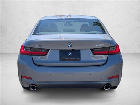 New 2026 BMW 330i xDrive Sedan w/ Premium Package AWD/4WD image 7