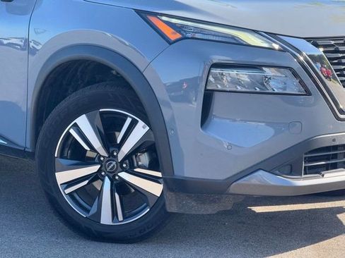 Used 2023 Nissan Rogue SL w/ SL Premium Package AWD/4WD image 2