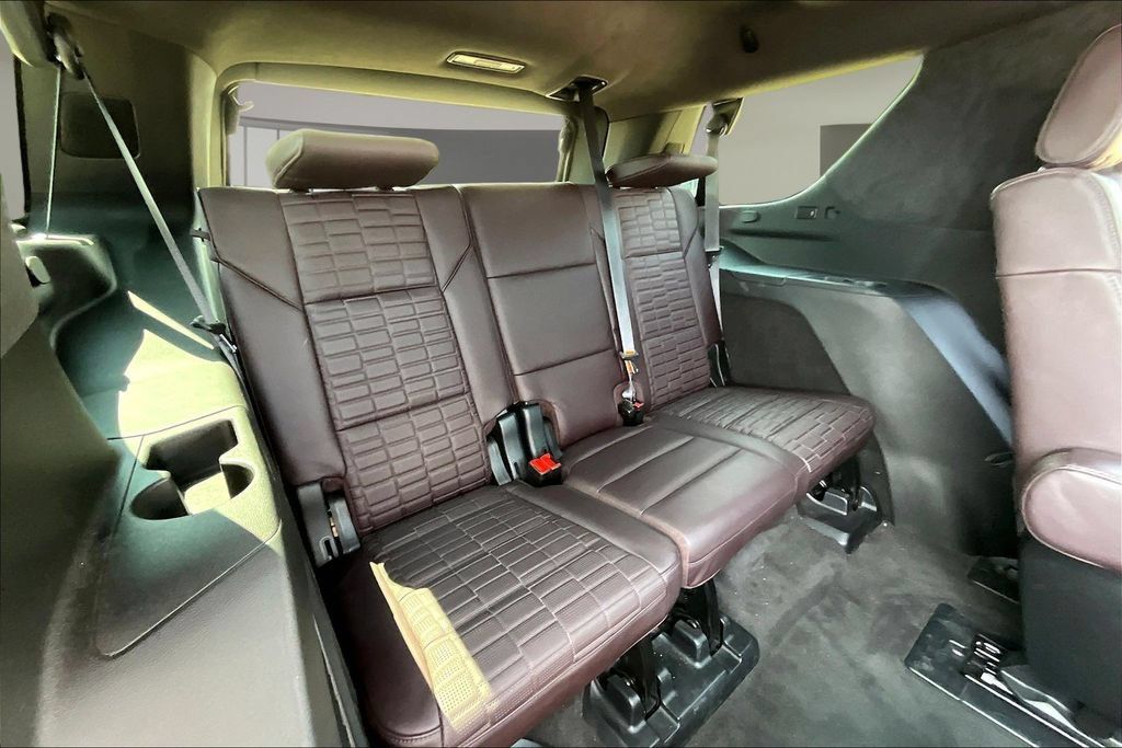 Certified 2024 Cadillac Escalade V AWD/4WD image 30
