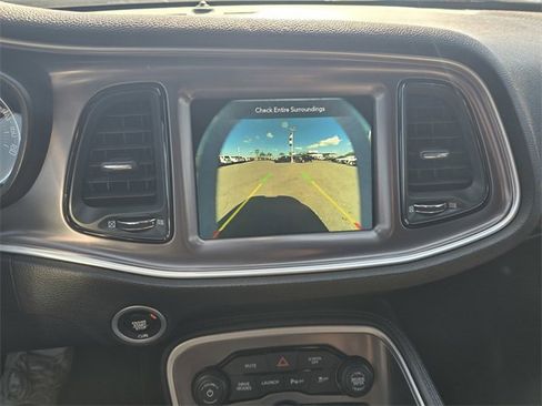 Used 2021 Dodge Challenger R/T Scat Pack w/ Scat Pack Stripe image 21