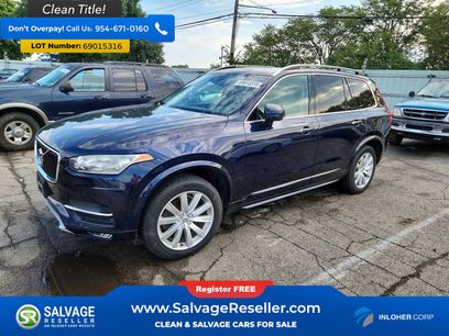 Used 2016 Volvo XC90 T6 Momentum