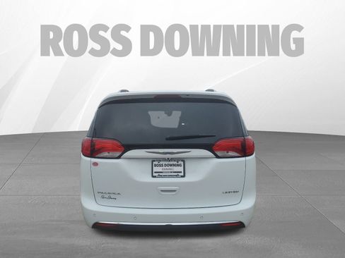 Used 2018 Chrysler Pacifica Limited w/ Advanced Safetytec Group image 6