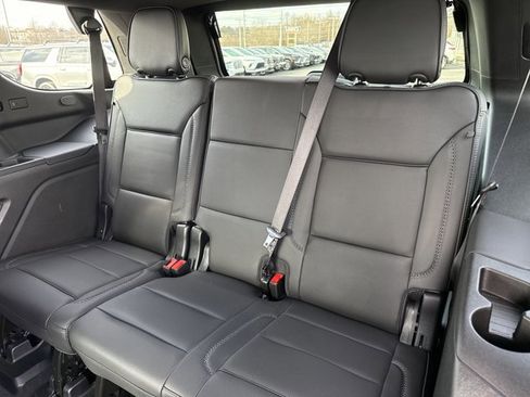 Used 2025 GMC Yukon Denali w/ LPO, Floor Liner Package image 7