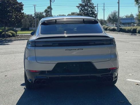 Used 2025 Porsche Cayenne GTS image 7