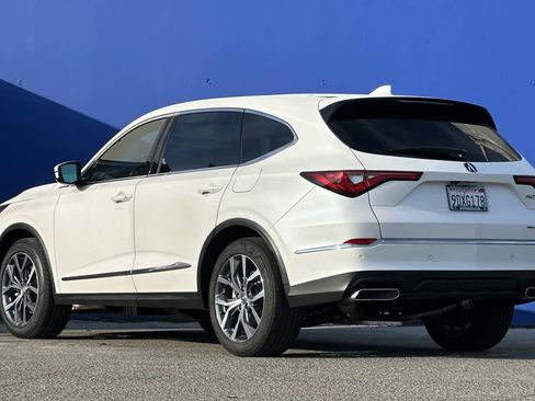 Certified 2023 Acura MDX SH-AWD w/ Technology Package image 5