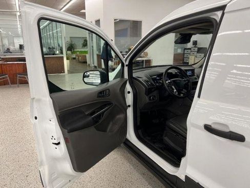 Used 2022 Ford Transit Connect XL image 17