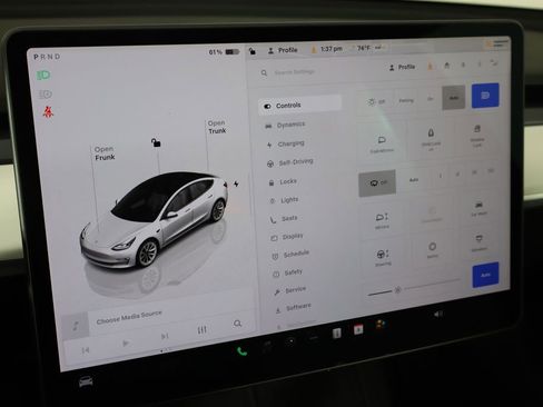 Used 2022 Tesla Model 3 Long Range AWD/4WD image 24