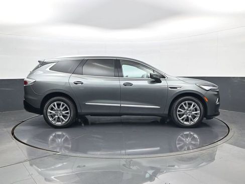 Used 2023 Buick Enclave Essence w/ Experience Buick Package AWD/4WD image 4