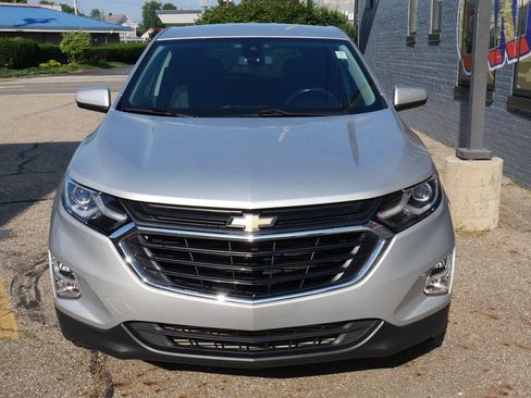 Used 2020 Chevrolet Equinox LT w/ Driver Convenience Package FWD image 28