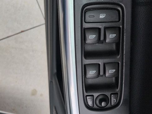 Used 2015 Volvo V60 T5 Premier image 7