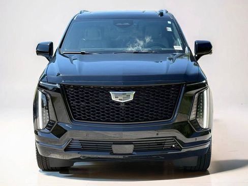 Used 2026 Cadillac Escalade Platinum Sport w/ LPO, ONYX Package AWD/4WD image 10