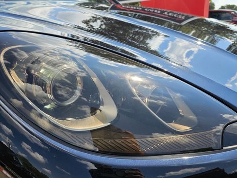 Used 2016 Porsche Macan Turbo w/ Premium Package Plus image 13