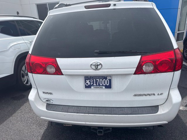 Used 2009 Toyota Sienna LE FWD image 3
