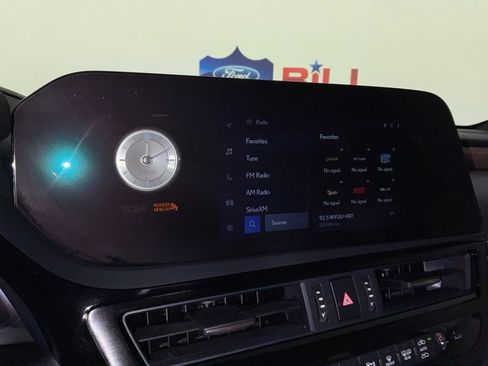 Used 2024 Lexus ES 350 w/ Premium Package FWD image 22