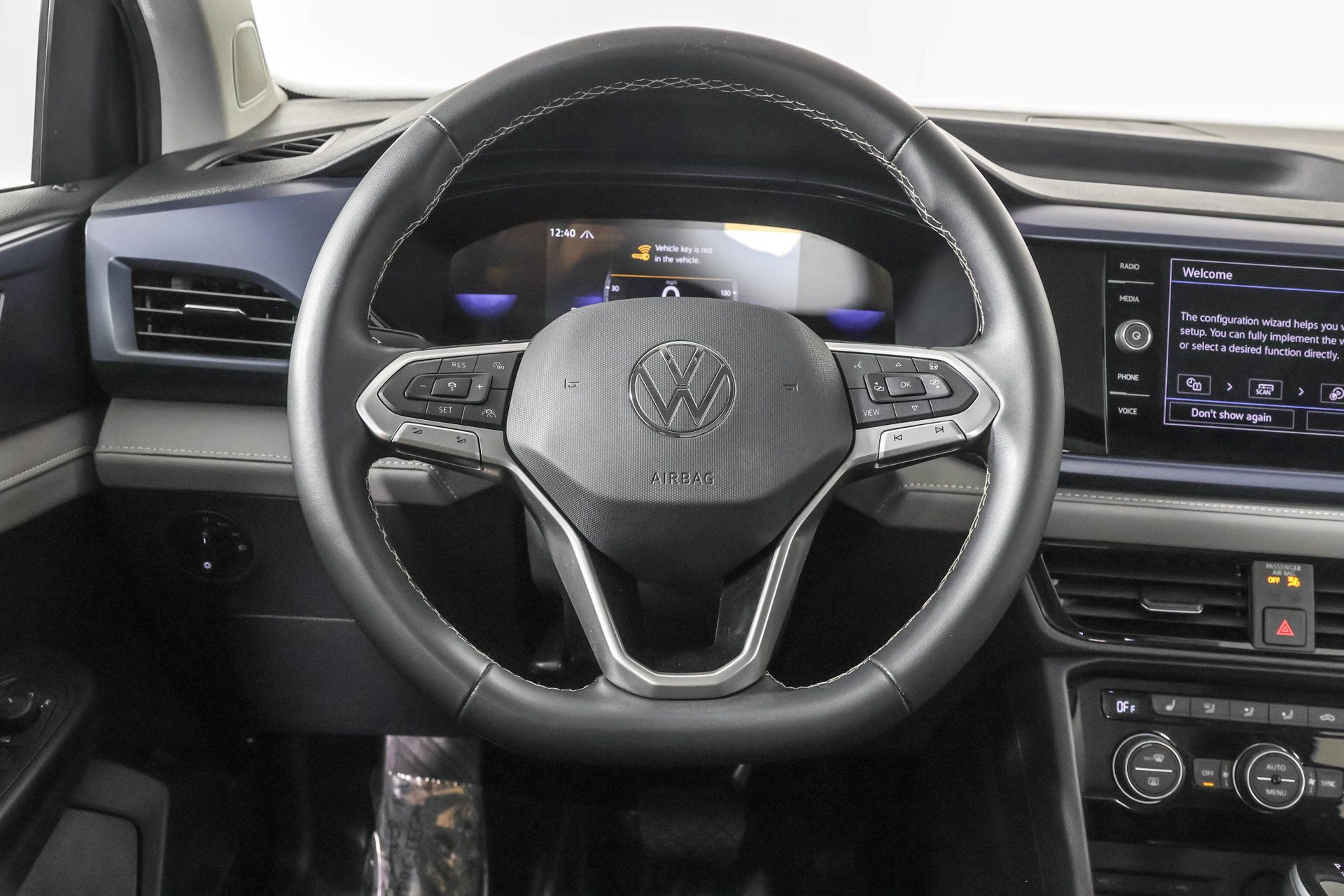 Used 2024 Volkswagen Taos SE AWD/4WD image 24