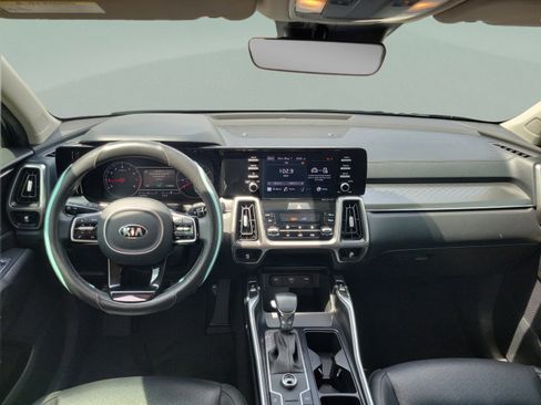 Used 2021 Kia Sorento S FWD image 6