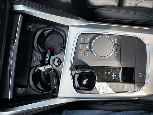 Used 2022 BMW M440i Coupe image 25