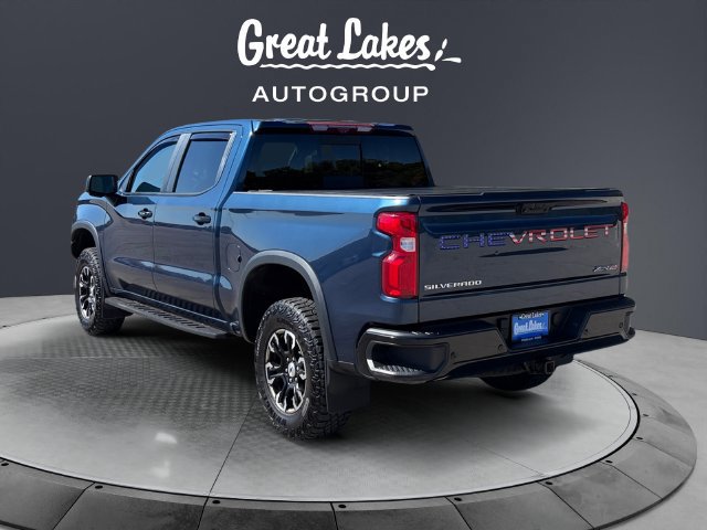 Used 2022 Chevrolet Silverado 1500 ZR2 w/ Technology Package AWD/4WD image 3