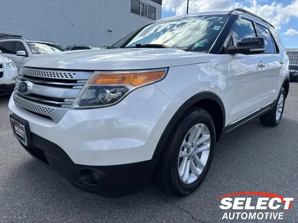Used 2013 Ford Explorer XLT AWD/4WD image 1