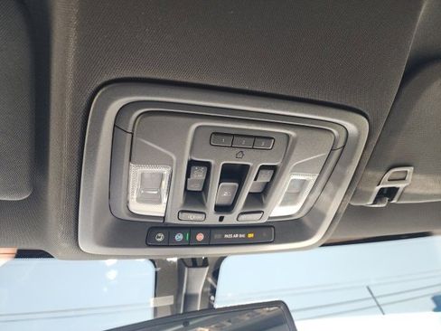 Used 2022 GMC Sierra 2500 AT4 w/ AT4 Preferred Package image 41