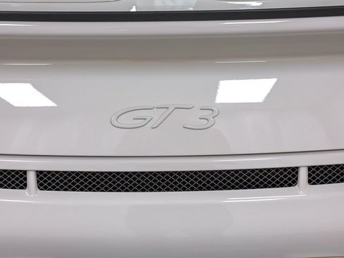 Used 2010 Porsche 911 GT3 RWD image 23