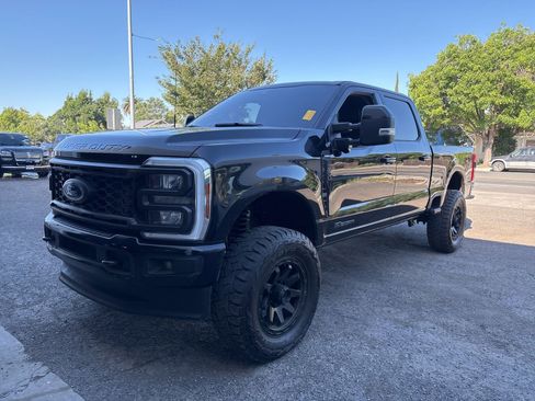 Used 2024 Ford F250 Lariat w/ Sport Appearance Package AWD/4WD image 2