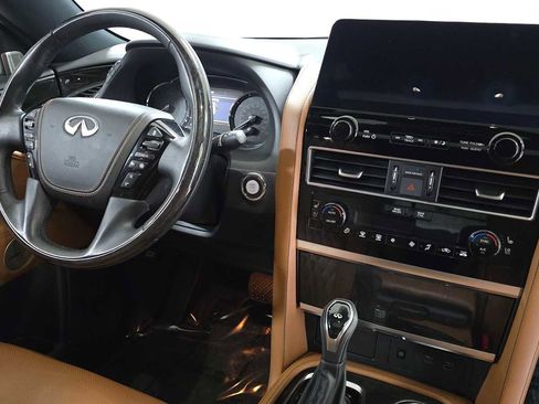 Used 2023 INFINITI QX80 Sensory w/ All-Season Package AWD/4WD image 11
