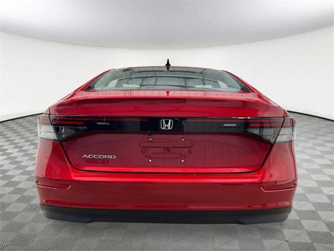 New 2026 Honda Accord SE image 5