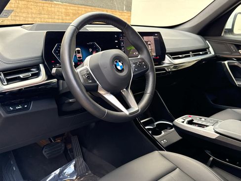 Certified 2025 BMW X1 xDrive28i w/ Technology Package image 11