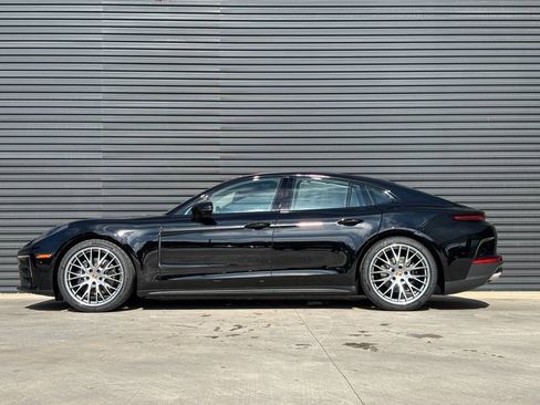 New 2026 Porsche Panamera 4 image 2