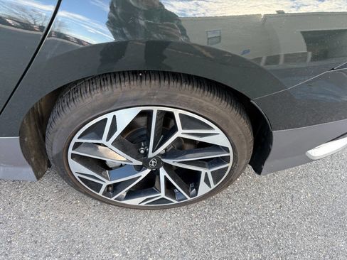 Used 2024 Hyundai Ioniq 6 SEL image 16