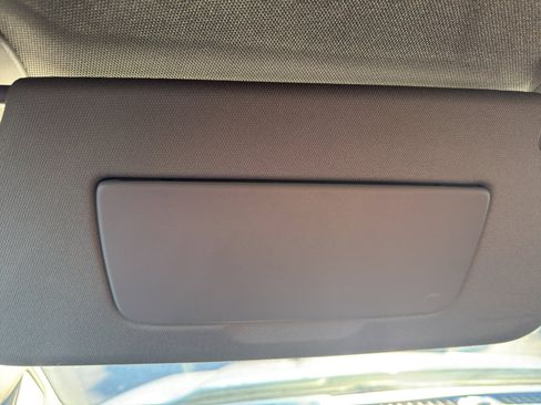 Used 2024 Chevrolet Silverado 1500 LT image 25