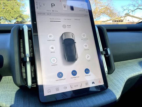 New 2026 Volvo EX30 Ultra w/ Climate Package image 20