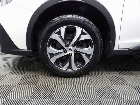 Used 2022 Subaru Outback Touring XT w/ Popular Package #2 image 7