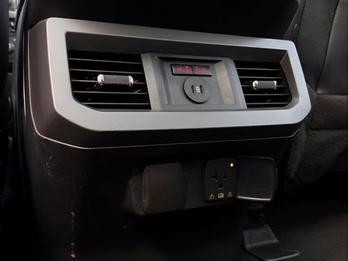 Used 2023 Ford F350 Lariat w/ Lariat Ultimate Package image 27